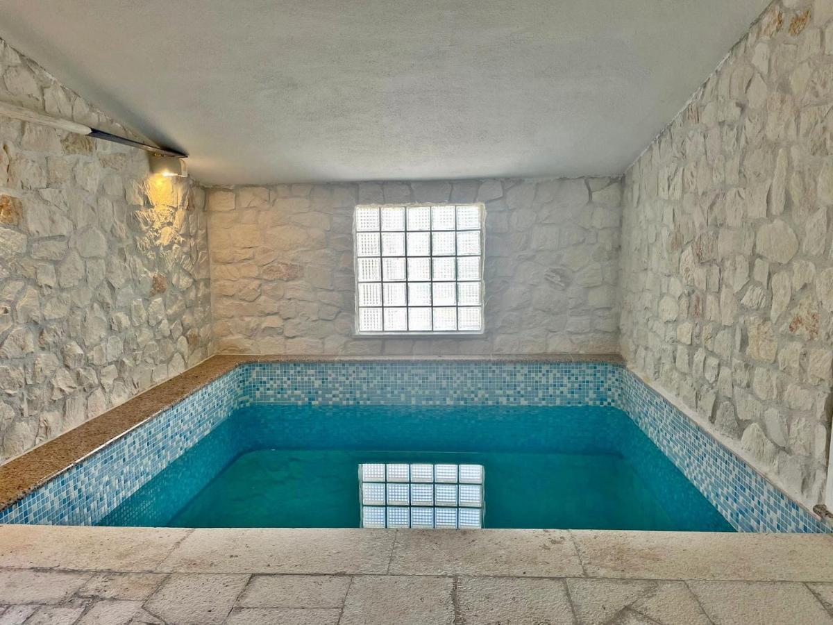 Flamingo - House With Private Pool Gornji Seget Exterior foto